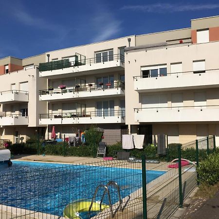 F2 Renove Lumineux Dans Residence Avec Balcon Et Parking Talange Zewnętrze zdjęcie